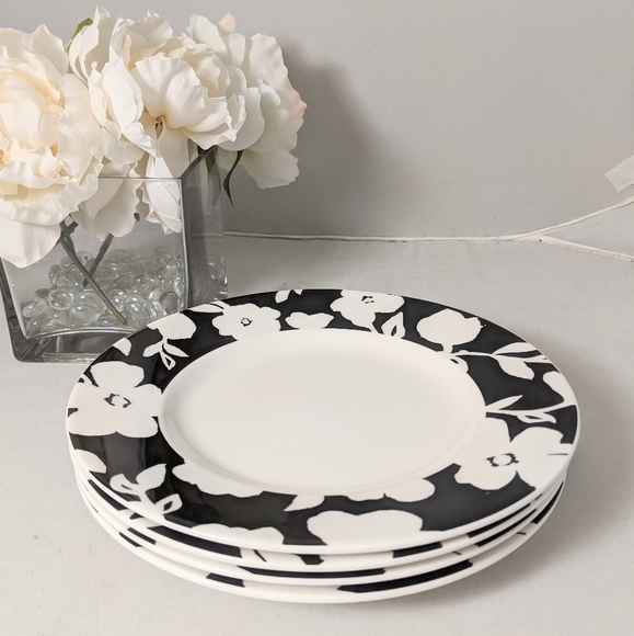 kate spade Other - Kate Spade Primrose Drive Floral plates